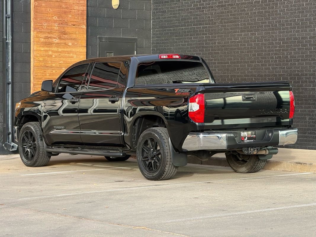 Used 2018 Toyota Tundra SR5 w/ SR5 Upgrade Package image 15