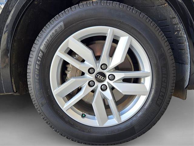 Used 2022 Audi Q5 2.0T Premium w/ Convenience Package AWD/4WD image 24