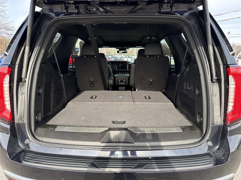 Used 2024 GMC Yukon Denali w/ Max Trailering Package image 4