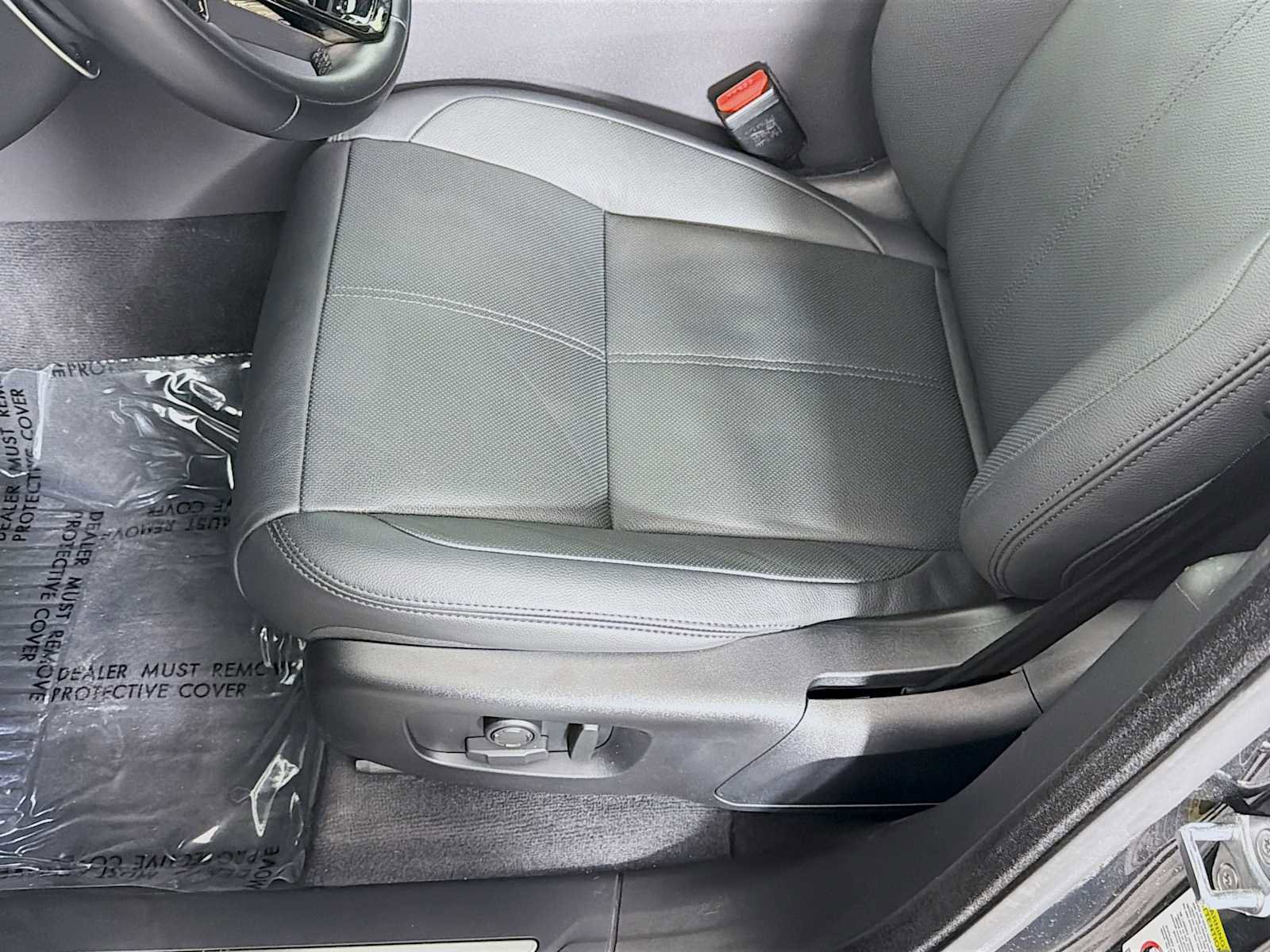 Used 2026 Land Rover Range Rover Velar Dynamic SE AWD/4WD image 21