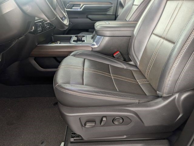 Certified 2024 Chevrolet Silverado 2500 High Country w/ Technology Package image 15