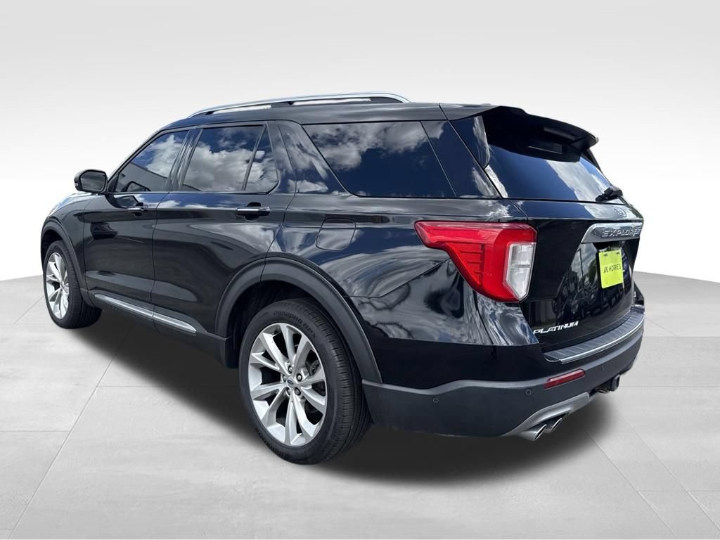 Used 2022 Ford Explorer Platinum w/ Equipment Group 601A AWD/4WD image 12