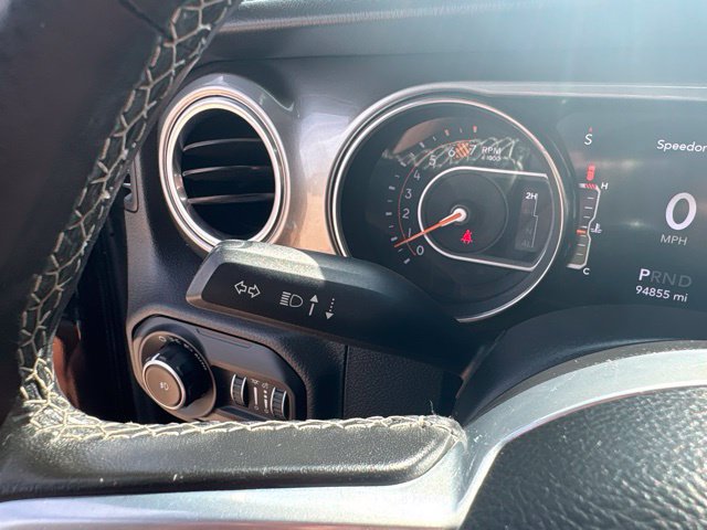 Used 2019 Jeep Wrangler Unlimited Sahara w/ Safety Group AWD/4WD image 18