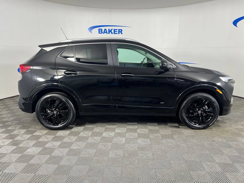 Used 2025 Buick Encore GX Sport Touring w/ Comfort Package AWD/4WD image 7
