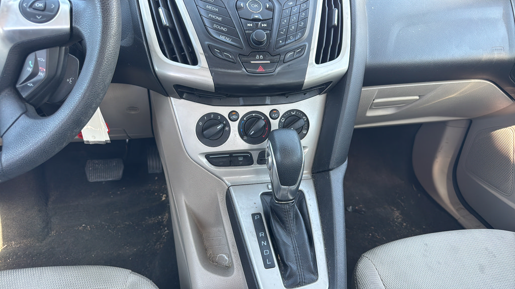 Used 2013 Ford Focus SE w/ Super Fuel Economy (SFE) Pkg FWD image 28