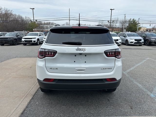 Certified 2022 Jeep Compass Limited image 6