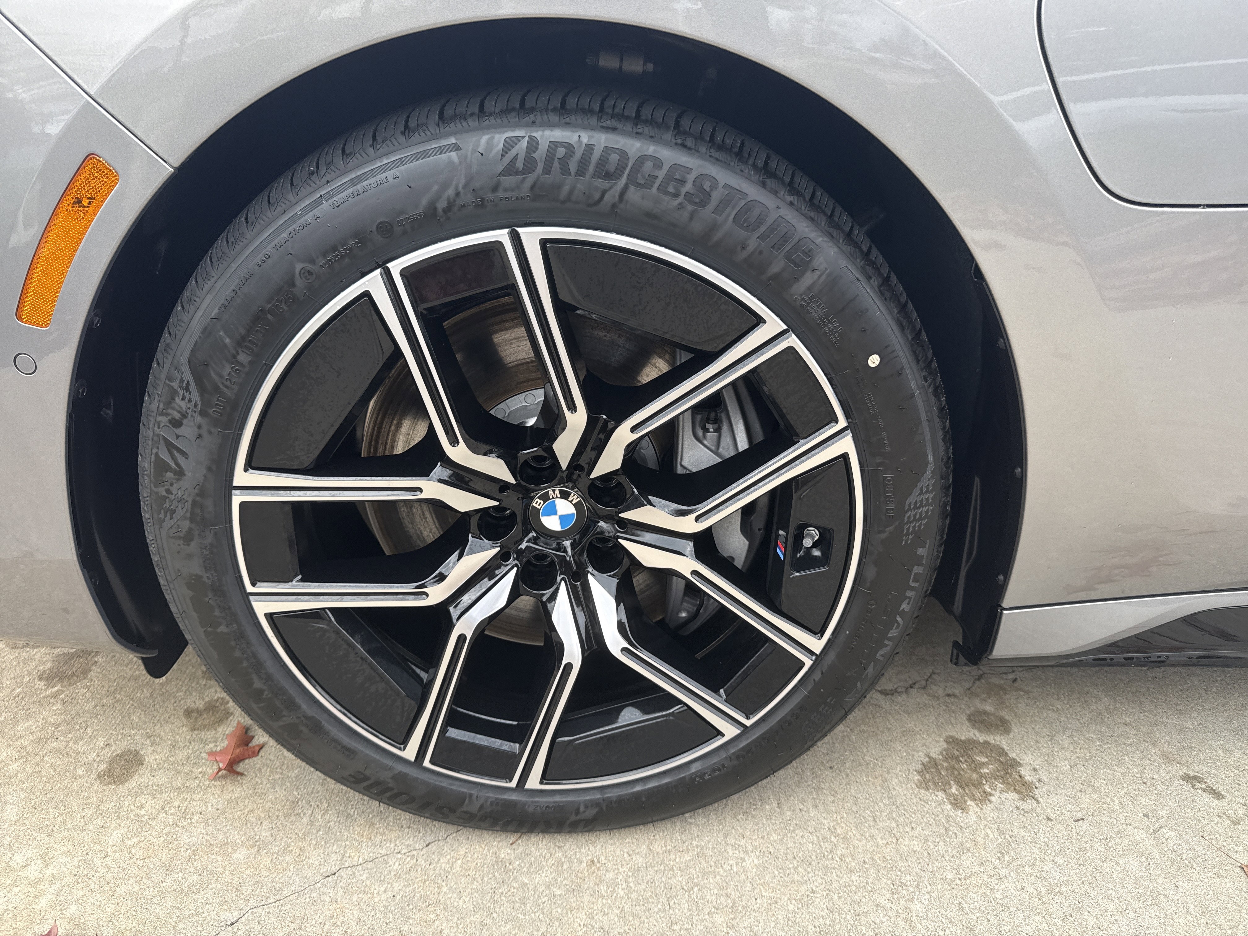 New 2026 BMW 750e xDrive AWD/4WD image 29