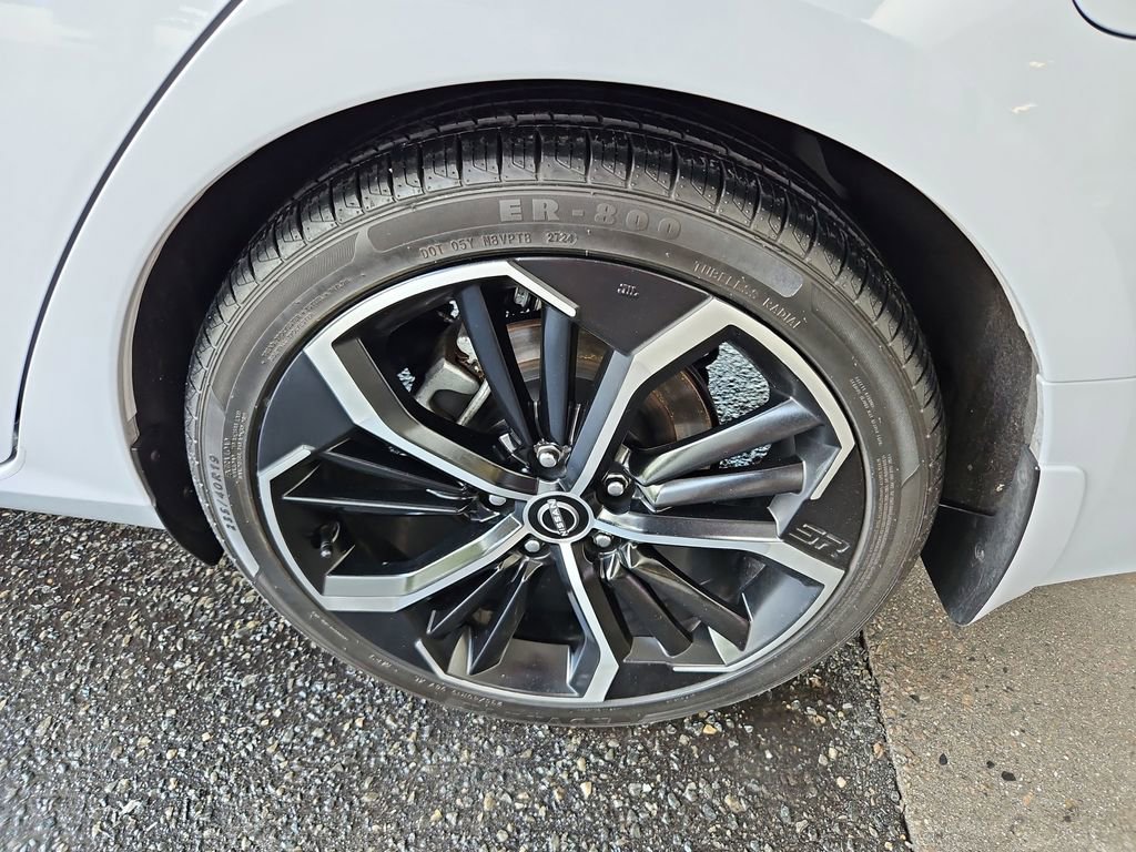 Used 2024 Nissan Altima 2.5 SR FWD image 31