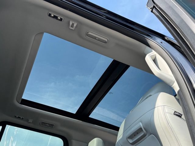 Certified 2025 Ford Expedition Platinum AWD/4WD image 23