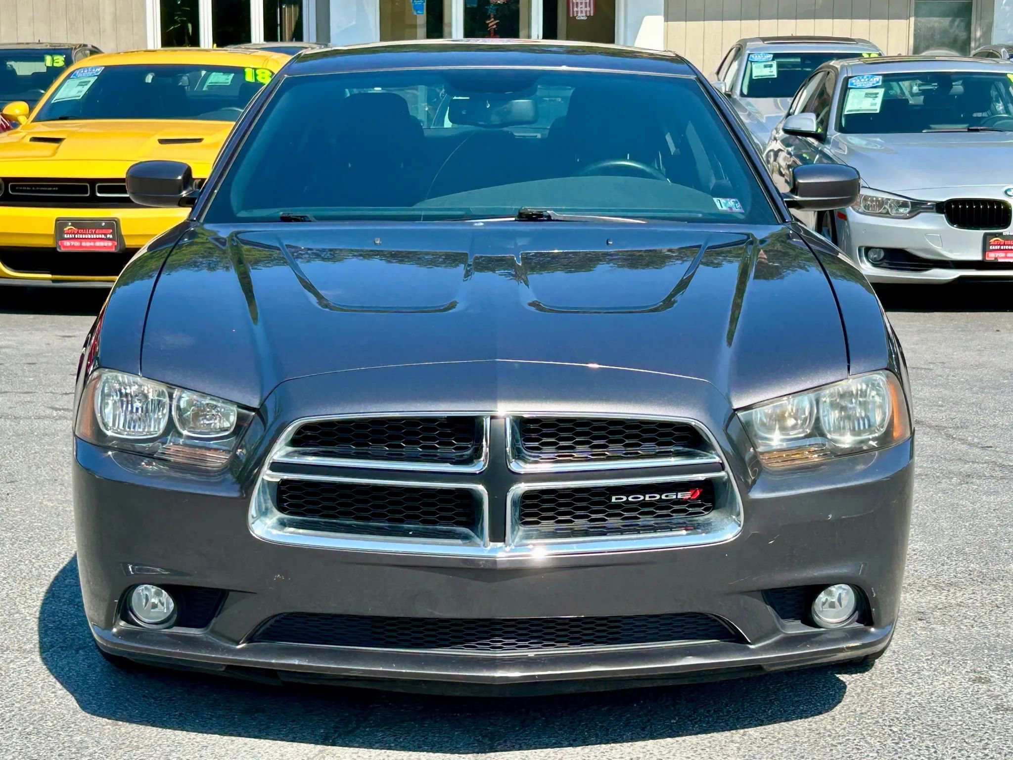 Used 2014 Dodge Charger SXT