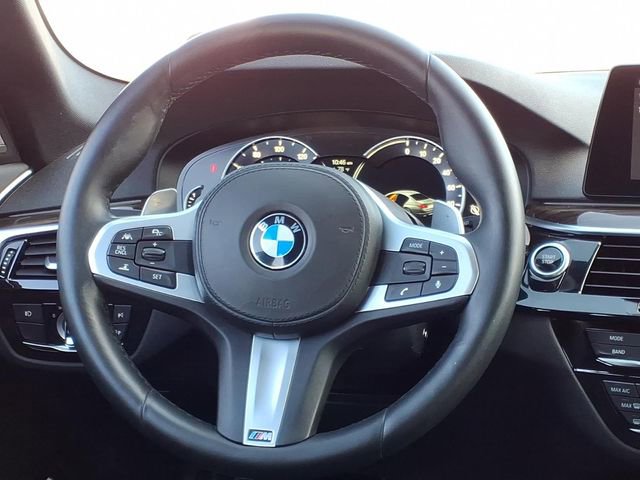 Used 2019 BMW 530e w/ M Sport Package image 8