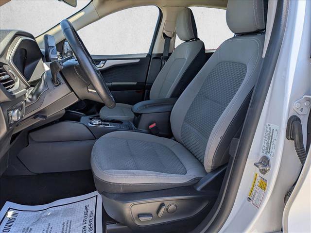 Used 2020 Ford Escape SE Sport FWD image 15