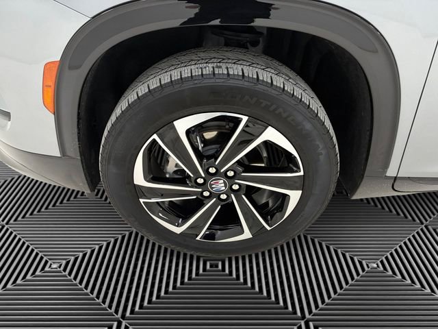 Certified 2025 Buick Enclave Sport Touring image 9