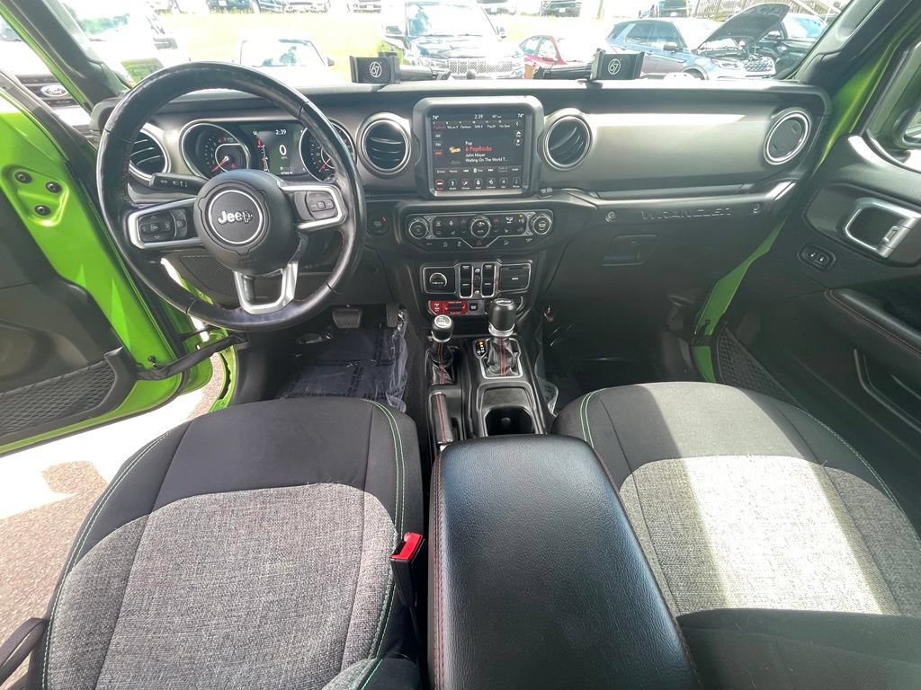 Used 2019 Jeep Wrangler Unlimited Rubicon w/ Dual Top Group AWD/4WD image 3
