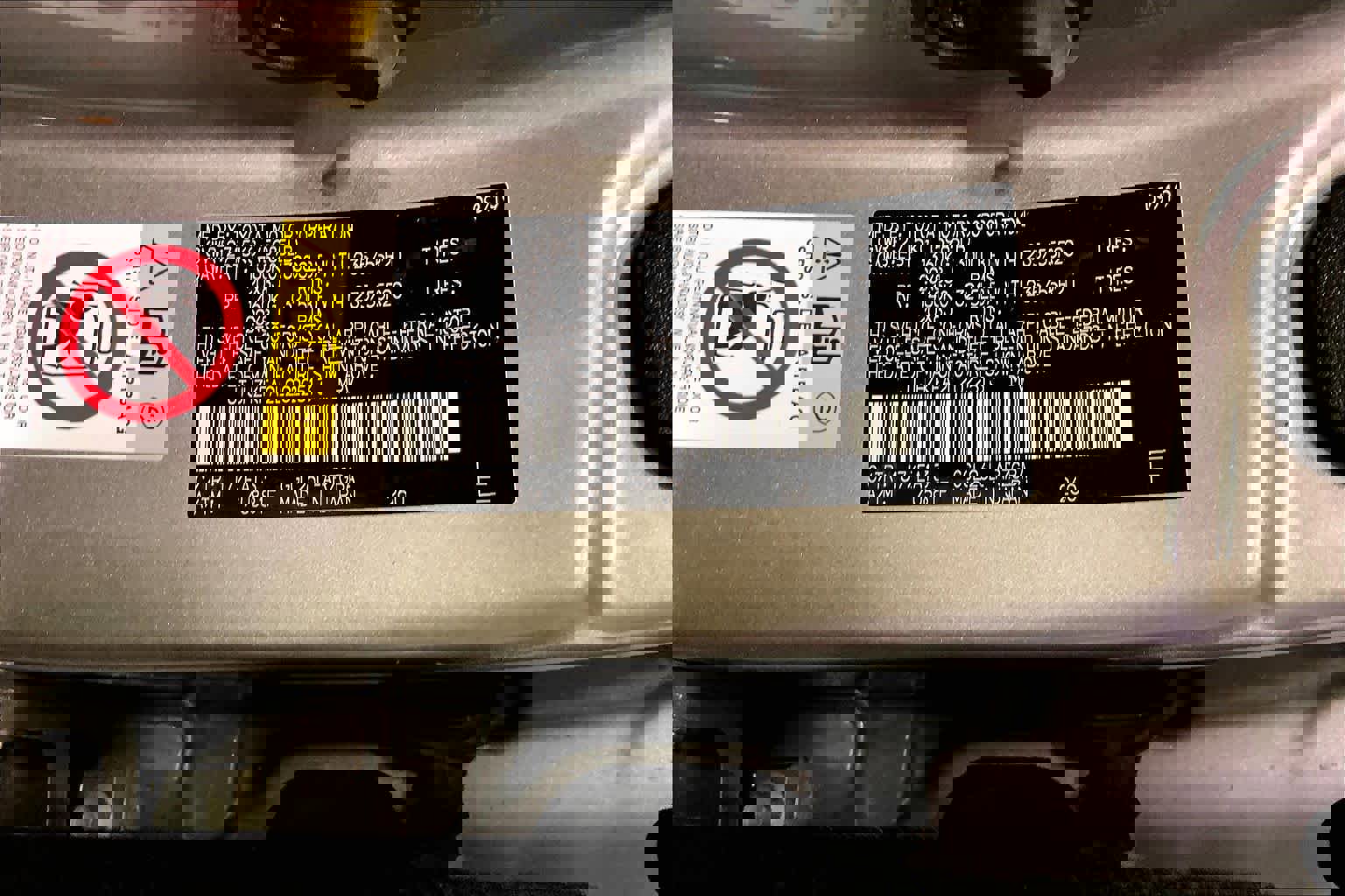 Used 2020 Lexus RX 350L Premium w/ Premium Package image 37