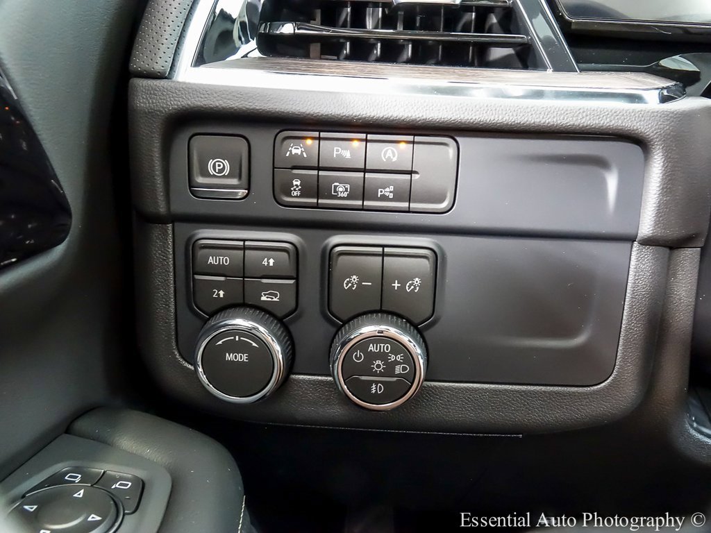 New 2026 Chevrolet Suburban Premier image 22