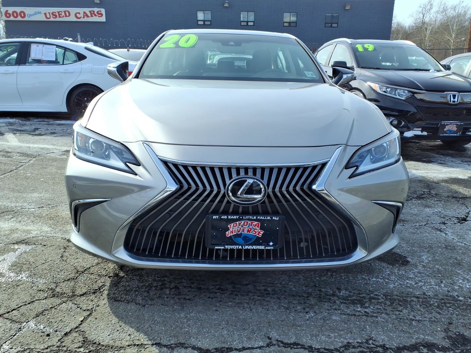 Used 2020 Lexus ES 350 w/ Premium Package image 2