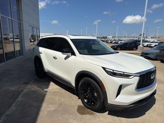 Used 2023 INFINITI QX60 Luxe w/ Cargo Package AWD/4WD image 5
