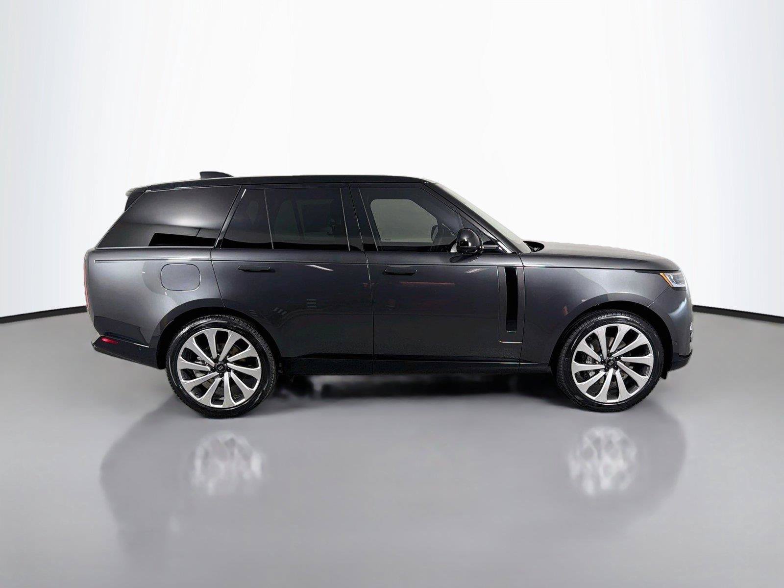New 2027 Land Rover Range Rover SE AWD/4WD image 4