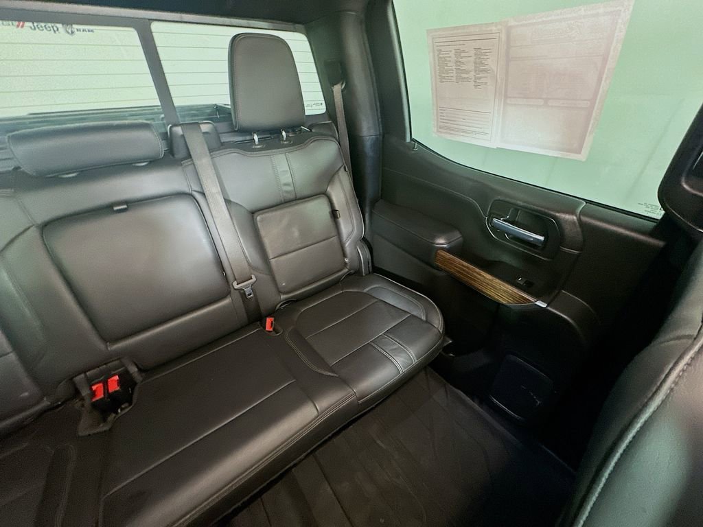 Used 2020 Chevrolet Silverado 1500 High Country w/ Technology Package image 14