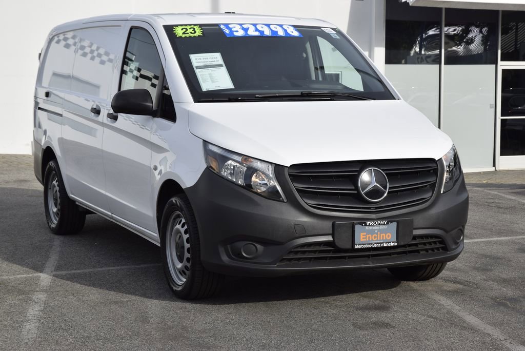 Used 2023 Mercedes-Benz Metris image 9