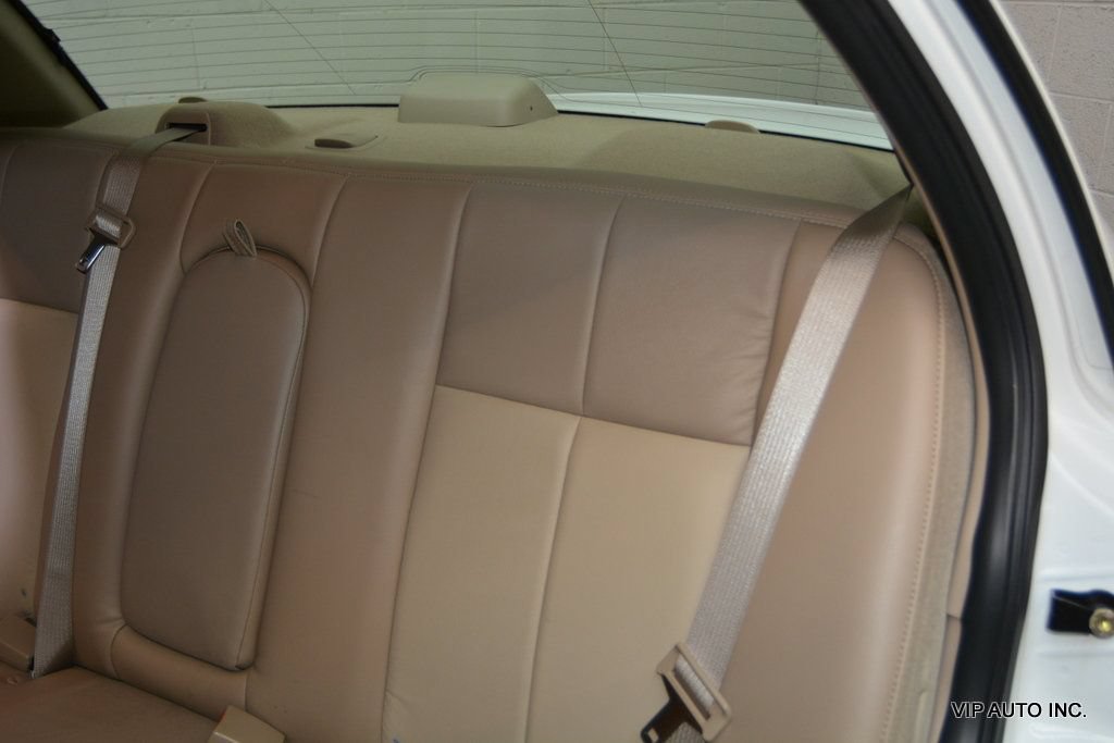 Used 2003 Mercury Grand Marquis GS RWD image 31