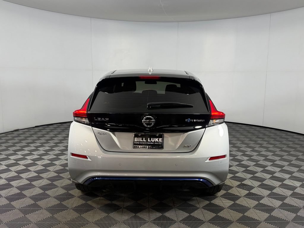 Used 2022 Nissan Leaf SV FWD image 9
