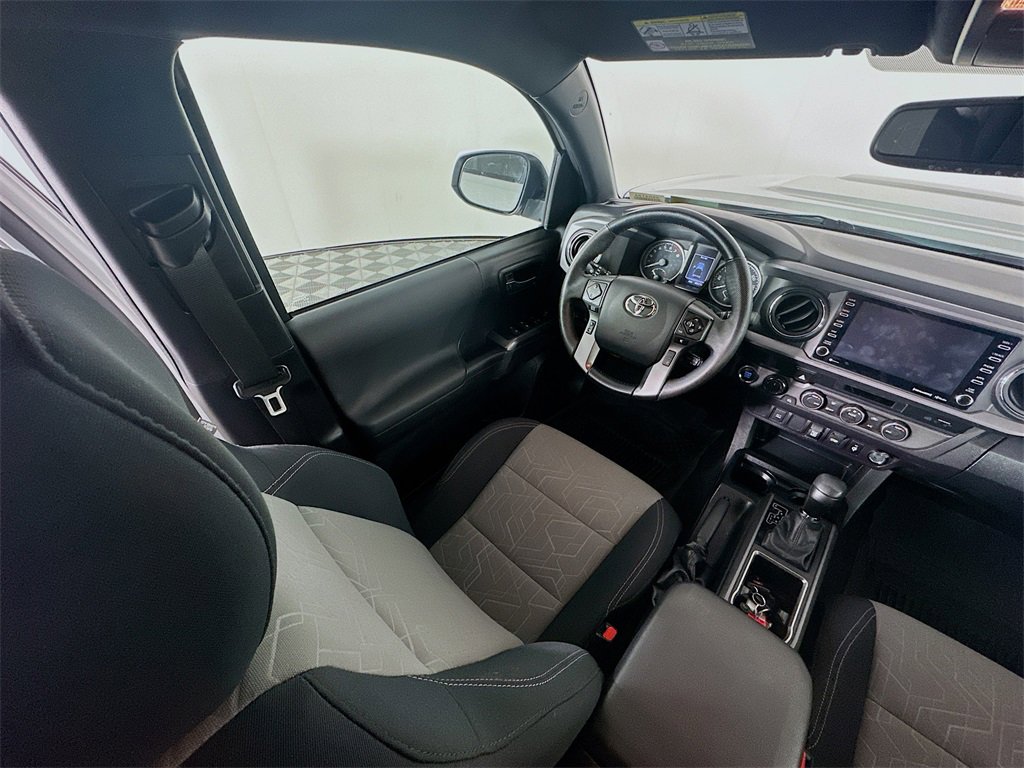 Used 2023 Toyota Tacoma TRD Sport image 9