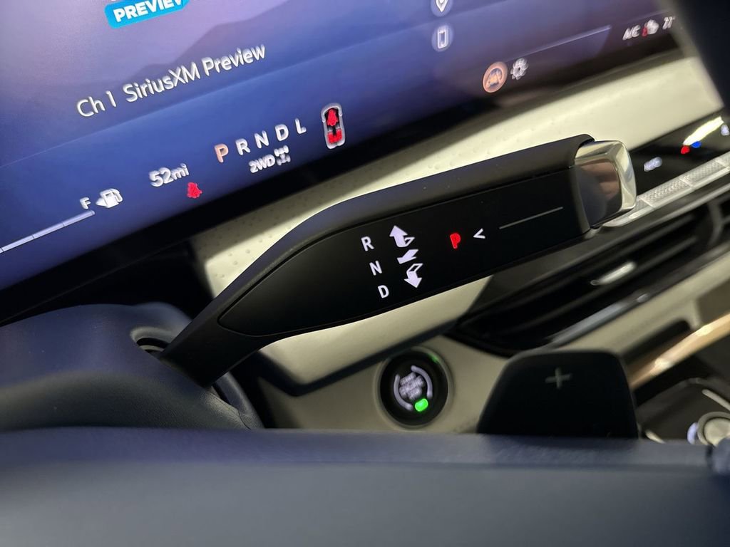 Certified 2025 Buick Enclave Avenir w/ Super Cruise Package image 16