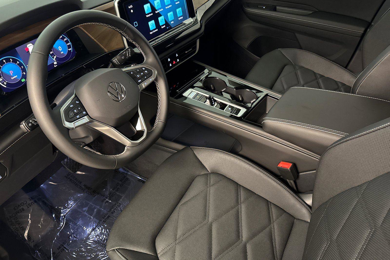 New 2026 Volkswagen Atlas SE image 9