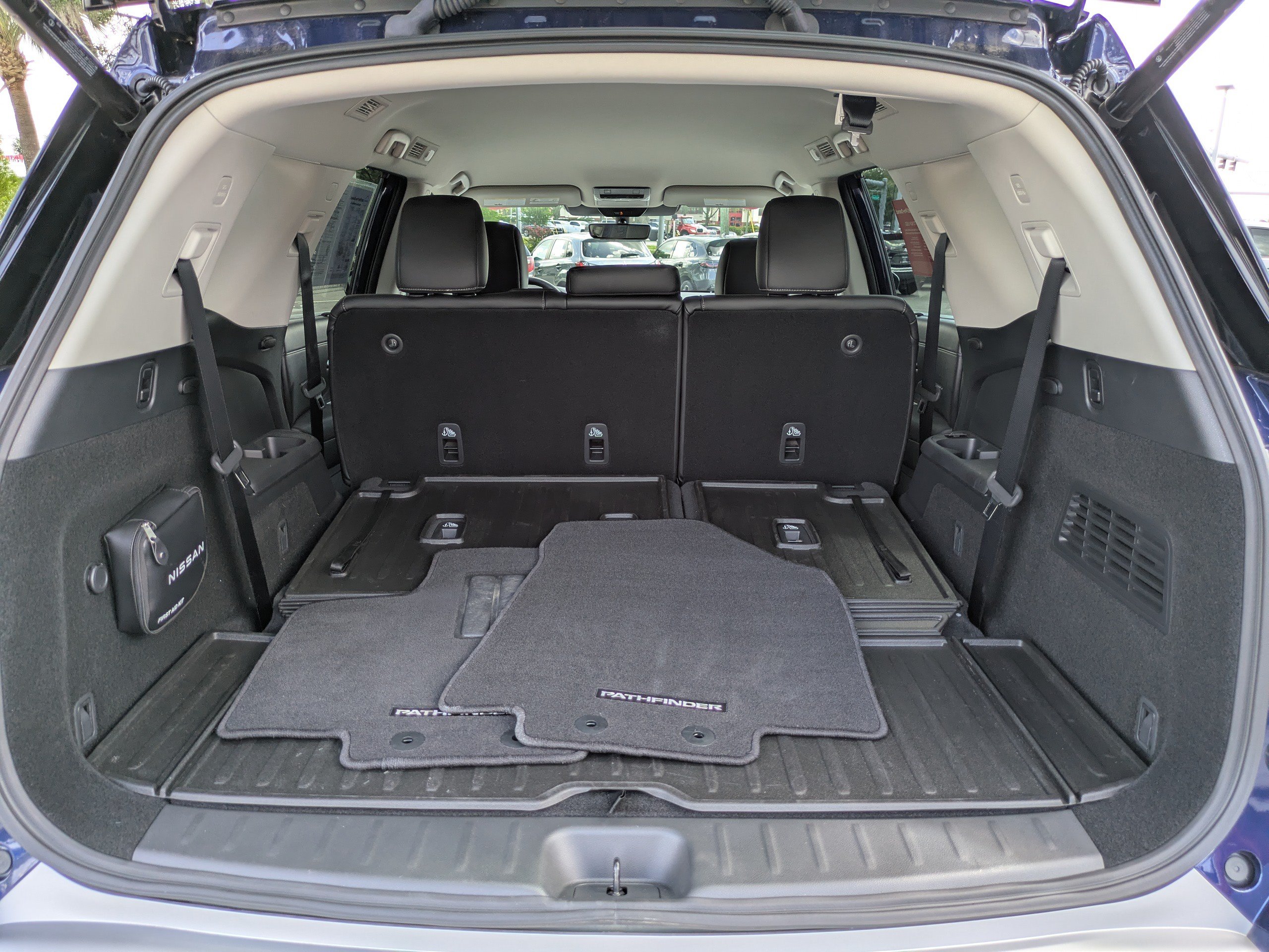 Certified 2025 Nissan Pathfinder SL w/ Cargo Package FWD image 13