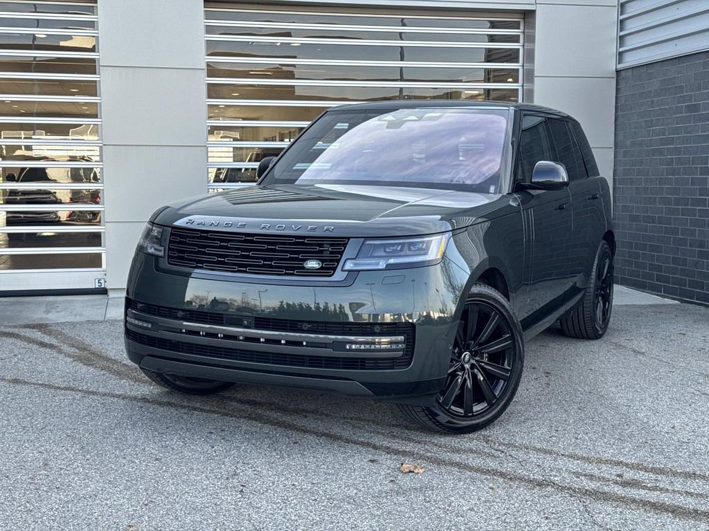 Used 2023 Land Rover Range Rover SE AWD/4WD image 1