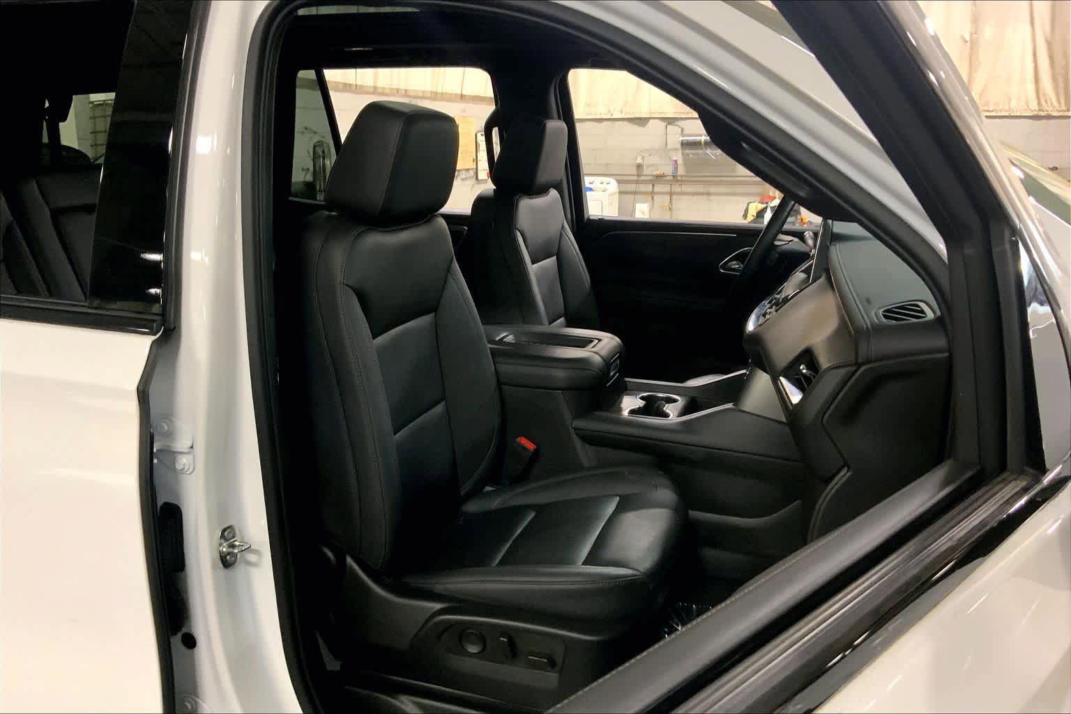 Used 2023 Chevrolet Tahoe Z71 AWD/4WD image 9