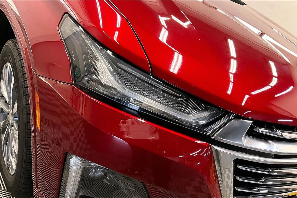Used 2023 Chevrolet Traverse Premier AWD/4WD image 26