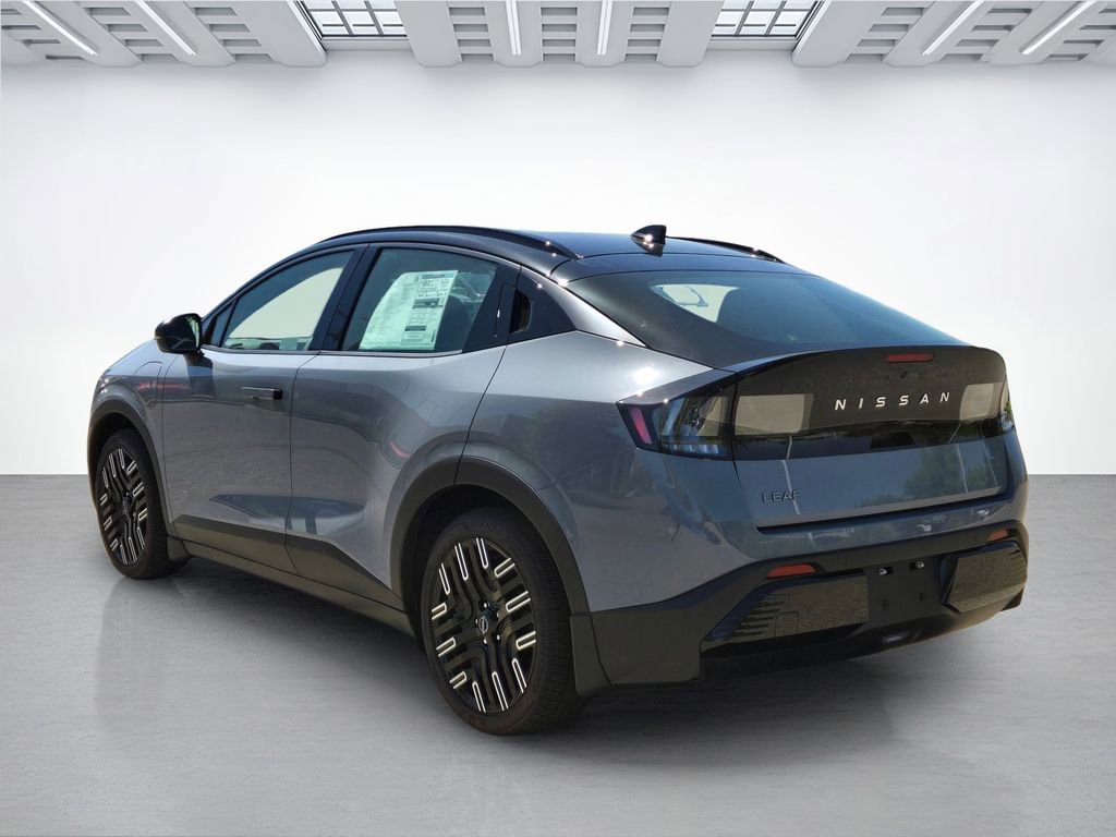 New 2026 Nissan Leaf Platinum+ w/ Cargo Package (Platinum+) FWD image 6