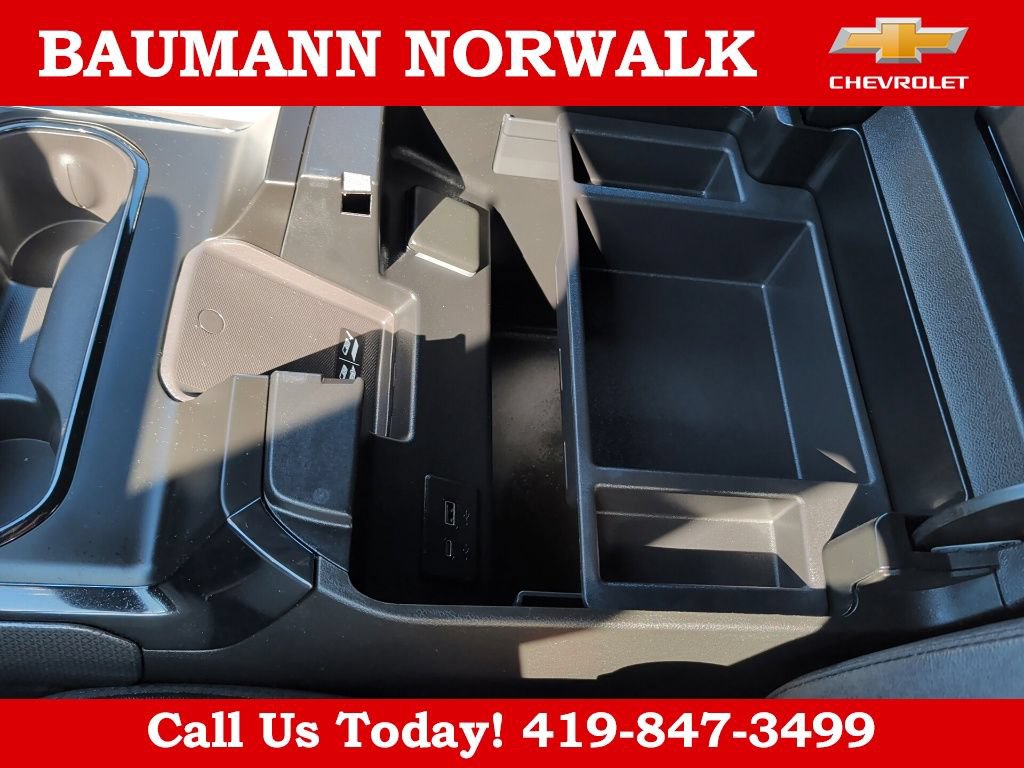 Used 2025 Chevrolet Silverado 2500 ZR2 w/ Technology Package AWD/4WD image 34