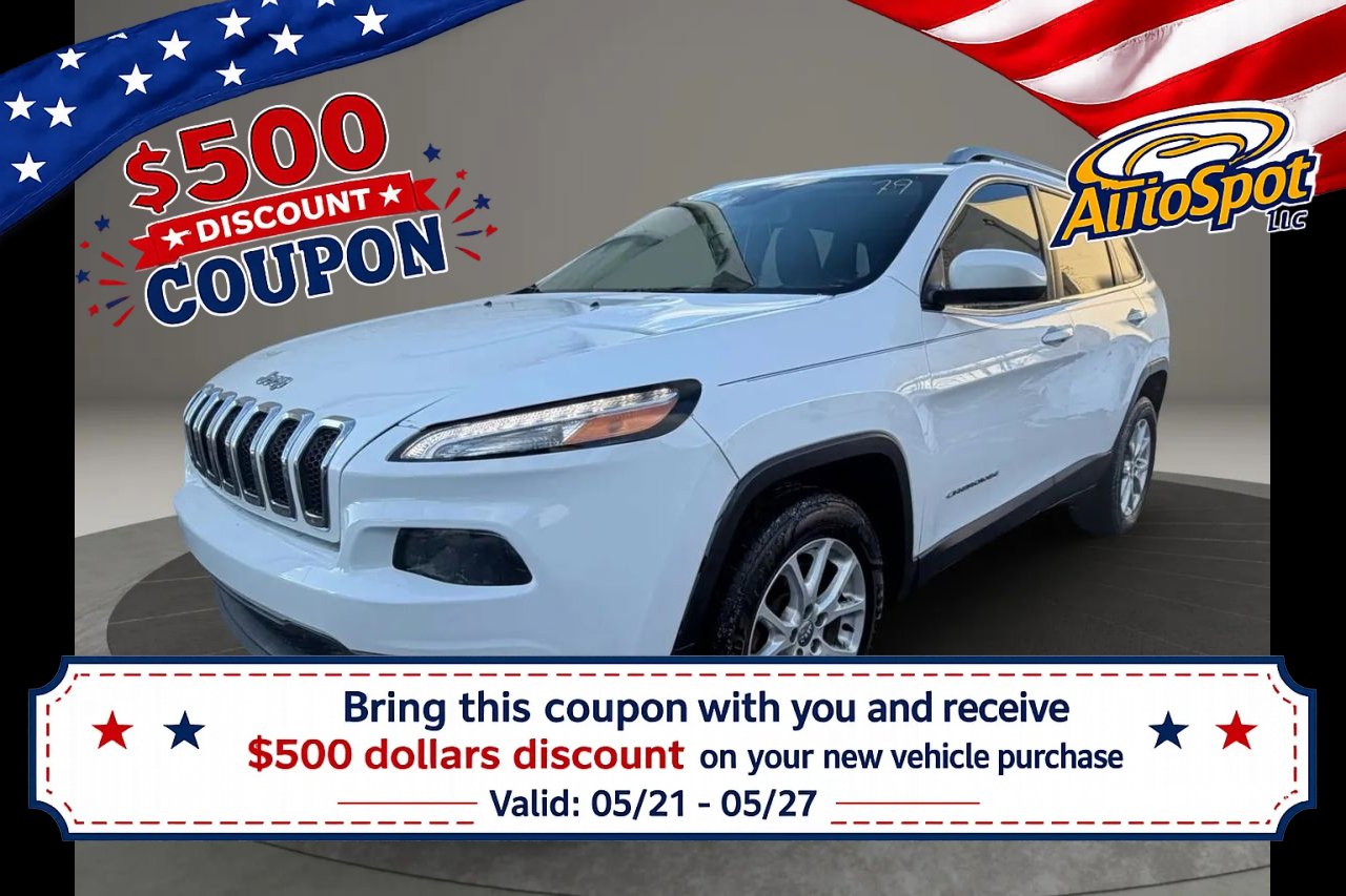Used 2017 Jeep Cherokee Latitude FWD image 1