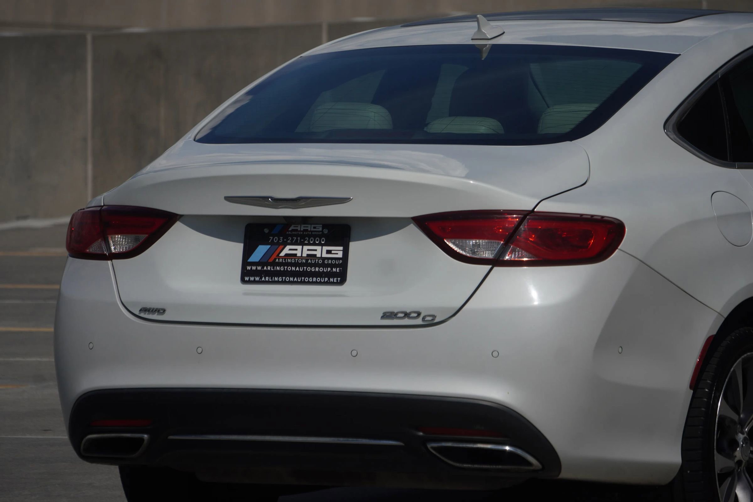 Used 2015 Chrysler 200 C w/ Navigation & Sound Group I image 9