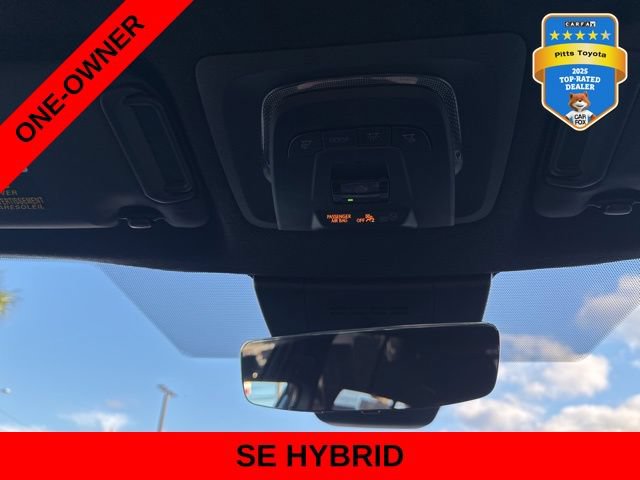 Used 2025 Toyota Corolla Cross AWD Hybrid image 23