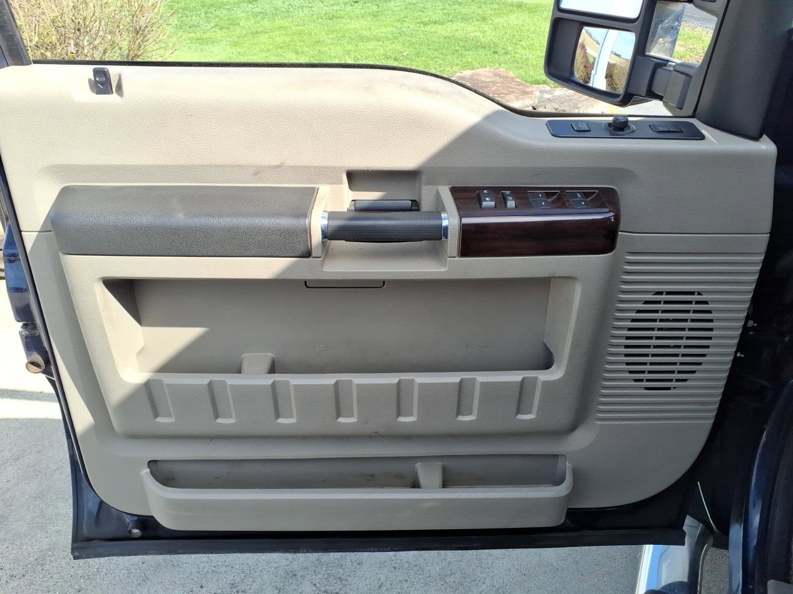 Used 2008 Ford F350 Lariat image 13