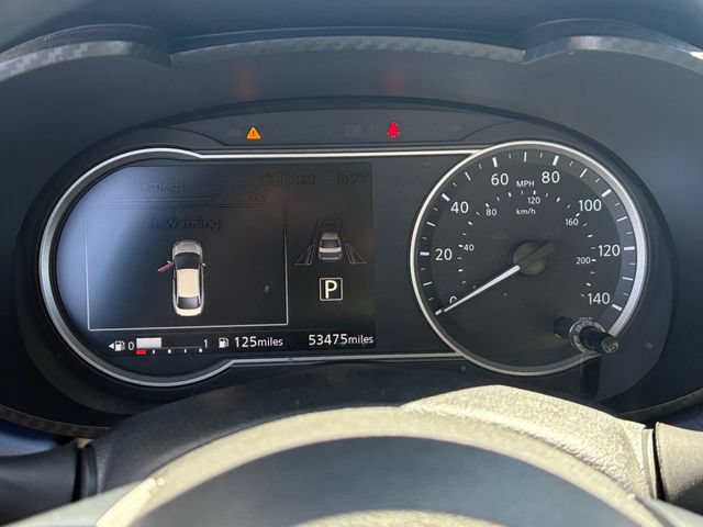 Used 2024 Nissan Versa SV FWD image 16