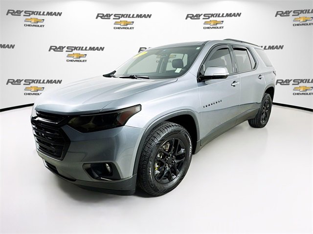 Used 2020 Chevrolet Traverse LT image 3