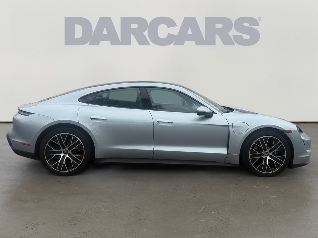 Used 2021 Porsche Taycan RWD image 8