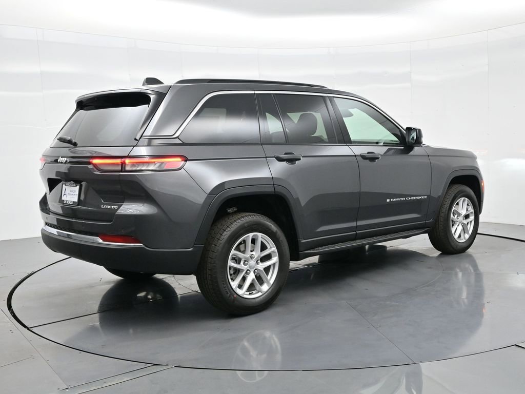 New 2025 Jeep Grand Cherokee Laredo X image 7