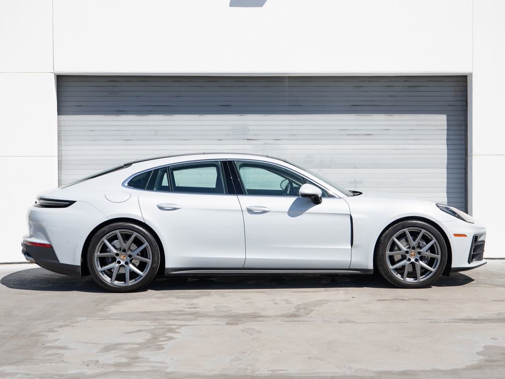 Certified 2025 Porsche Panamera 4 image 8