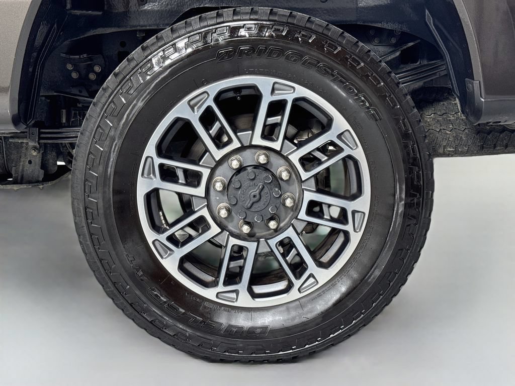 Used 2025 Ford F350 Platinum w/ Platinum Plus Package AWD/4WD image 8