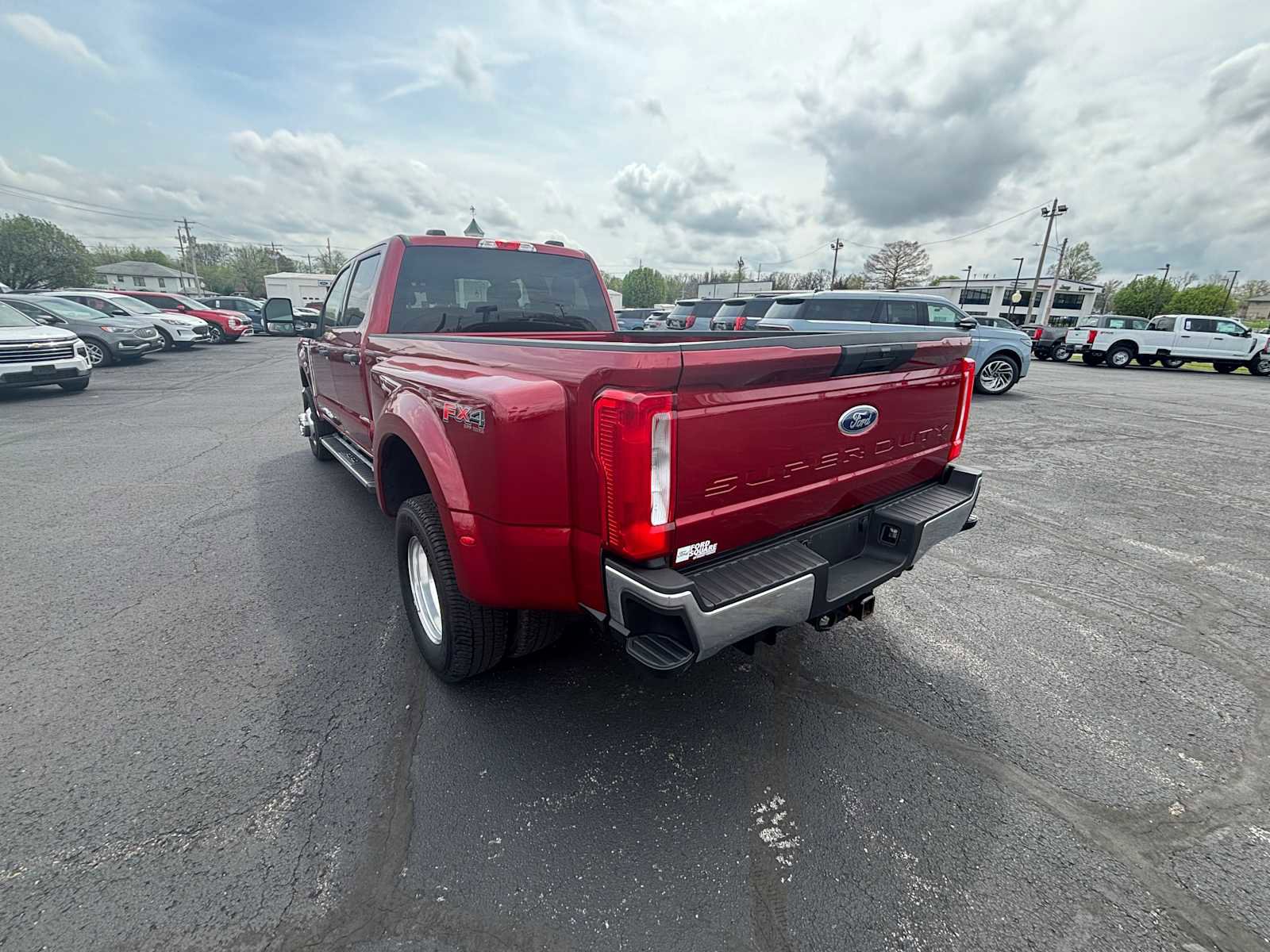 Used 2025 Ford F350 XLT image 6