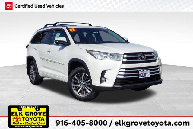 Certified 2017 Toyota Highlander XLE w/ Preferred Accessory Package