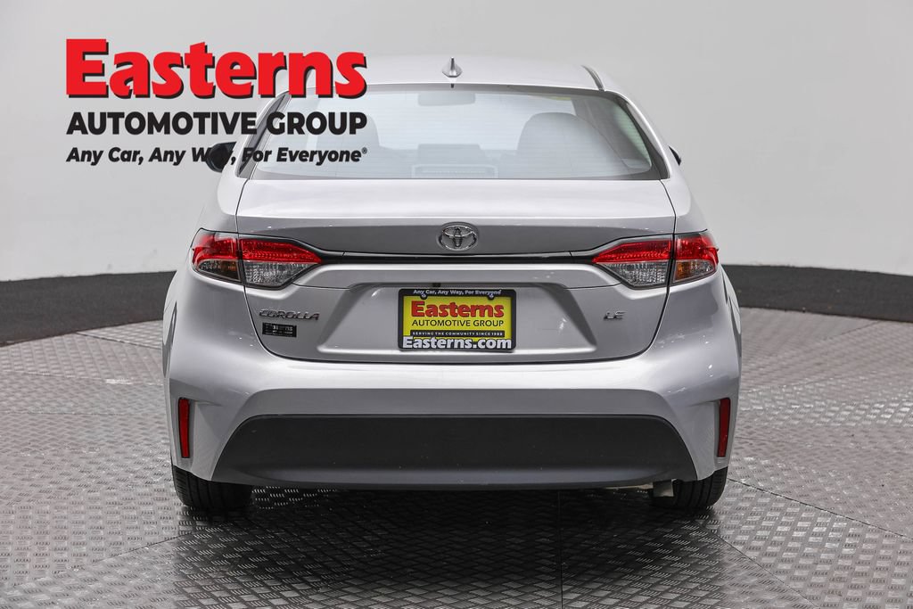 Used 2024 Toyota Corolla LE FWD image 7