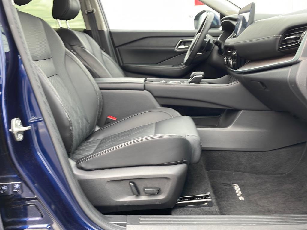 Certified 2024 Nissan Rogue Platinum w/ Platinum Premium Package image 24